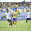 Pertandingan antara Gresik United (GU) melawan Persipal Babel United (BU) Palu yang berlangsung keras hingga sempat ricuh. (KREDONEWS.com/Foto:Istimewa)