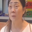 Linda Pantjawati sambil menangis minta agar perkara anaknya tidak diteruskan ke hukum karena George takut gemetaran. Dia minta agar kasusnya dihentikan. Instagram@medsos_ramai