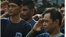 Pemerintah berencana untuk memberikan pengampunan atau amnesti hukuman kepada 44 ribu narapidana. Usulan tersebut merupakan hasil rapat terbatas antara Presiden Prabowo Subianto bersama para menteri yang menangani bidang hukum, Jumat, 13 Desember 2024. instagram@katadata
