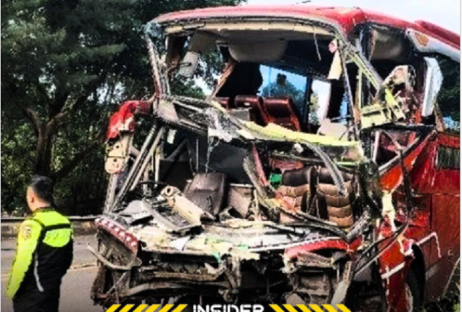 
					Bus pengangkut rombongan peziarah asal Tangerang mengalami kecelakaan di Tol Cipularang km 80 Babakancikao, Purwakarta, Jawa Barat. Kecelakaan ini menyebabkan 2 orang tewas. Instagram@ctd.insider