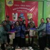 Foto: Istimewa
Pelaku UMKM Desa Pengulu berada di Kupang Krispi milik Sodik, di Desa Randusari, Kecamatan Gadingrejo, Kota Pasuruan.