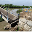 Pada tanggal 3 Desember 2024, melakukan penanganan darurat pada jembatan patah di Dusun Balongcangak dan Dusun Kedungudi, Mojosari, putus pada Selasa, 3 Desember 2024 pukul 03.00 WIB.  Foto: Dok/BPBD Kabupaten Mojokerto