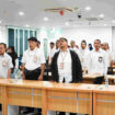 Para peserta Penilaian Kompetensi dengan Sistem Computer Assisted Competency Test (CACT) bagi Pegawai Negeri Sipil (PNS) Penyandang Disabilitas Sensorik Netra di Assessment and Development Center Kemensos, Jakarta, Senin (23/12/2024). (Foto: Dok. Kemensos)