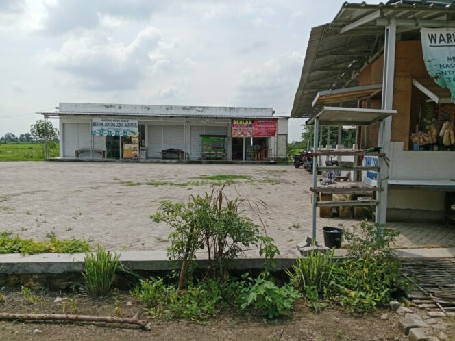 
					Foto: Istimewa 
Pasar Desa Banjaragung Kecamatan Balongpanggang hasil inovasi pemdes.