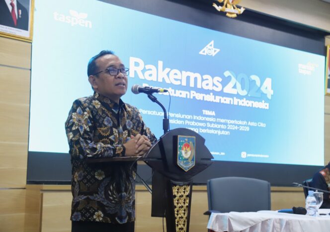
					Menko PMK, Pratikno (Foto: KREDONEWS.com/ Anwar Hudijono)