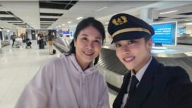 Pilot bersama bibinya