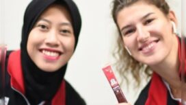 Megawati Hangestri Indonesia dan Vanja Bukilic Serbia, keduanya memperkuat tim.voli Daejon Red Spark. Instargam@megawati_redspark99