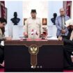 Pendatang anan investasi pembangunan sejuta rumah di Indonesia dari investor Qatar, Rabu, 8 Januari 2025, disaksikan oleh Presiden Prabowo Subianto. Instagram@roslanrosani