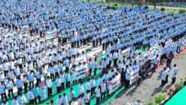 Sekitar 10.000 karyawan Sritex berencana akan melakukan aksi demo ke Jakarta tanggal 14-15, akibat keputusan pailit yang diajukan oleh perusahaan garmen terbesar di Indonesia itu. Instagram@jakarta.terkini