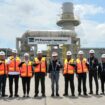 Foto: Istimewa 
Foto bersama jajaran PT Freeport Indonesia, Lemhannas RI, dan ANTAM di area Anode Casting (Pencetakan Anoda).
