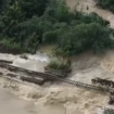 Imbas luapan air akibat banjir di Km 32+5/7 antara Stasiun Gubug - Stasiun Karangjati, Kabupaten Grobogan. Selasa 21 Januari 2025,  terjadi pembatalan dua pemberangkatan, serat perubahan rute. Instagram@infogrobogan.id
