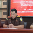 Kepala Kejaksaan Negeri Sumedang, Jawa Barat, Dr. Adi Purnama S.H., M.H. menggelar konferensi pers tentang harta benda terpidana mati kasus narkoba, Hermanto Kusuma alias Abun, Senin, 6 Januari 2025. instagram@kejari.sumedang