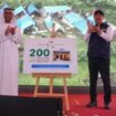 Menteri Sosial Saifullah Yusuf (Gus Ipul) saat meresmikan program 200 unit hunian tetap untuk korban gempa bumi Cianjur 2022 di Lapangan PKBM Sarbini, Cianjur, Rabu (15/1/2025).  (Foto: KREDONEWS.COM/ Istimewa)