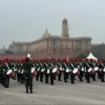 Sebanyak 352 personel, kontingen marching band Patriot Indonesia  memulai latihan intensif di Kartavya Path, New Delhi, Jumat, 17 Januari 2025. Mereka akan tampil pada acara peringatan kemerdekaan India, 26 Januari 2025. Instagram@kemenhanri