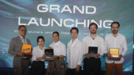 Artis Prilly Latuconsina dan pebulu tangkis nasional Kevin Sanjaya bekerja sama bisnis Salaya Yacth. instagram@idx. channel