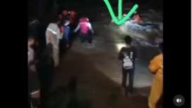 Tim SAR berjibaku pada malam hari untuk menemukan korban ketiga, dalam kasus tiga mahasiswa Unhas terseret air singap Bislab di Maros, Kamis, 23 Januari 2025. Tangkap layar video instagram@info.padek