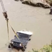 Mobil Taft ini meluncur ke sungai Karangploso, Piyungan, gegara diparkir tanpa hand rem. Instagram@merapi_udercover