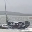 Inilah kapal jenis Yatch bernama Australia, yang ditumpangi oleh pasangan suami istri a warga negara Australia, Watt Peter John (63) dan Delves Catherine Winifred (61). Yatch itu mengalami kerusakan mesin, tak bisa bergerak terombang-ambing di pantai Pulau Gili Iyang, Kecamatan Dungkek, Kabupaten Sumenep, Madura, Jawa Timur. tangkap layar video@wecarebangkalanmadura