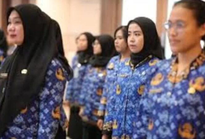 
					ASN tetap dapat THR dan gaji ke-13