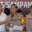 Kapolres Sampang, AKBP Hartono, Senin, 24 Februari 2025,  melakukan konferensi pers penangkapan dua pemuda kakak beradik dari warga kelurahan Ujung,  Semampir, Surabaya, mencuri motor di wilayah Sampang, 18 Februari 2025. Instagram@bangkalan.ku