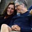 Bill Gates dan Paula tampak rileks saat nonto tenis/AFP