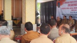 Pj Bupati Jombang, Teguh Naurtomo pimpin musrenbang di Kecamatan Ngoro, dua hari sebelum masa jabatan berakhir. Foto: jombangkab.go.id