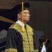Universitas Malang menyelenggarakan opengukuhan Dr Muhanjdir Effendi, penasihat khusus presiden, sebagai guru besar, Kamis 13 Februari 2025. Foto: Kredonews.com/Anwar Hudiono