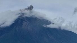 Gunung Semeru aktif dalam beberapa hari ini/BMKG