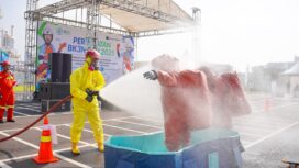 Foto: Istimewa
Simulasi Tanggap Darurat yang 
ditampilkan oleh Emergency Respon Team
Smelter PTFI saat peringatan BK3N 2025 
di Smelter PTFI.