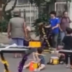 Dua preman beraksi membubarkan siswa siswi TK Little Bee House yang sedang latihan rutin drumband di kawasa Pamulang, Tangeran Selatan, Jumat 14 Feberuari 2025. Instagram@mygigsmedia