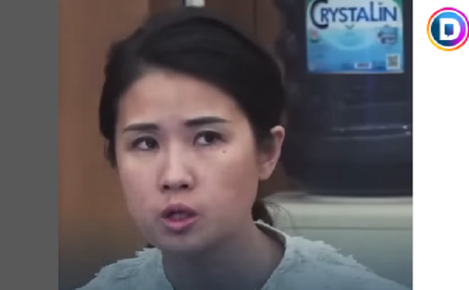 
					Caroline Riyadi, cucu konglomerat Indonesia Mochtar Riyadi. Saat ini duduk sebagai CEO Siloam Hospitals Groups yang membawahi 41 rumah sakit di seluruh Indonesia. Tangkap layar video instagram@katadatacoid