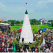 Beginilah kemeriahan acara gerebek tempe di desa Sedenganmijen, Krian, kabupaten Sidoarjo, Jawa Timur di lapangan desa setempat, Minggu 16 Februari 2025. Instagram@dolordarjo