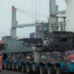PT INKA mengirimkan dua locomotive platform  pesanan negara Australia melalui pelabuhan peti kemas Tanjung Perak, Surabaya, 12 Februari 2025. Instagram@pt_inka