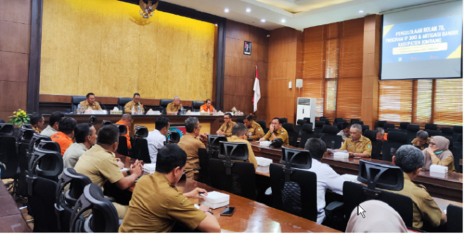 
					Pj Bupati Jombang Tegih Narutomo memimpin rapat koordinasi membahas tiga isu penting mitigasi banjir, Indek Pertanianj 300 dan pengelolaan Rolak 70 untuk destinasi wisata. Foto: jombangkab.go.id