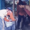Seorang anggota Jatanras Polres Mojokerto menemukan terduga pelaku penculikan bocah SD. Saat terduga sedang berada di wilayah  Desa Curahmojo, Kecamatan Pungging, Mojokerto, Minggu pagi 16 Februari 2026. Instagram@updatemojokerto