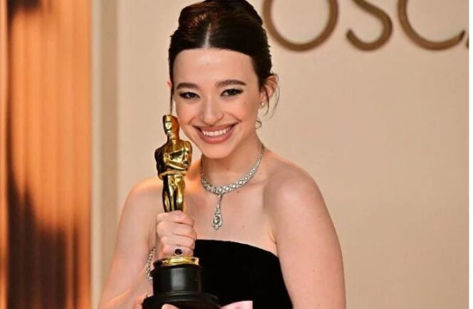 
					 Mikey Madison aktris peraig Oscar bintang Anora