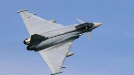 Jet tempur Eurofighter disebut bisa gantikan F-35