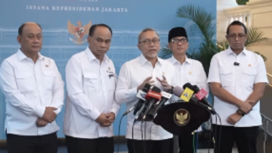 Menko Pangan, Zukifli Hasan selenggarakan konferensi pers, pembentukan 70.000 Koperasi Desa  Merah Putih di Indonesia, untuk pemberdayaan ekonomi desa. Instagram@pco.ri