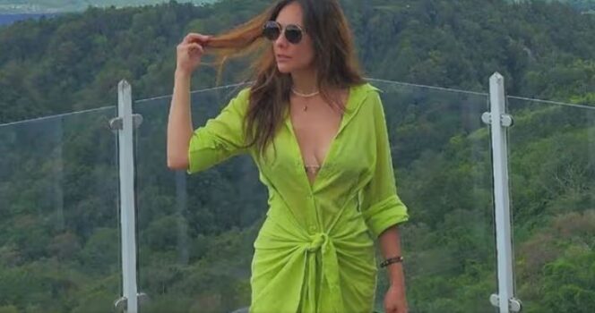 
					Wulan Guritno tetap cantik kendati berumur