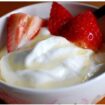 Orang yang didiagnosis menderita kanker kolorektal yang mengonsumsi dua atau lebih porsi yoghurt seminggu memiliki kemungkinan 20 persen lebih rendah menderita tumor