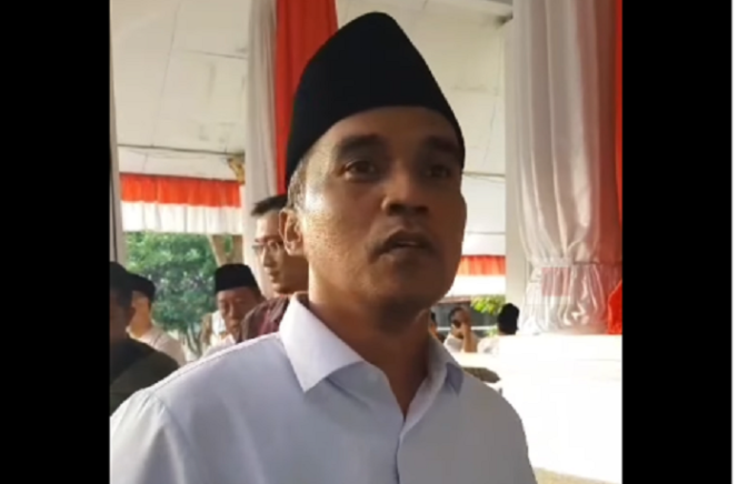 
					Lukman Hakim, Bupati bangkalan, Madura. Tangkap Layar Video Instagram@wecarebangkalanmadura