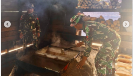 Tentara TNI yang beretugas dalam Satgas Pamtas Long Midang di wilayah Krayan, Nunukan, Kalimantan Utara, meningkatkan budi daya produksi garam gunung Krayan, yang terkenal sehat dan penuh mineral. Instagram@puspentni