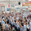 Aksi unjuk rasa ratusan karyawan PT Sri Rejeki Isman Tbk (Sritex) di depan rumah Iwan Setiawan Lukminto, pemilik perusahaan, yang terletak di Kelurahan Sriwedari, Kecamatan Laweyan, Kota Solo, Jawa Tengah. Aksi ini berlangsung pada 21 Maret 2025 dan merupakan tuntutan untuk pembayaran Tunjangan Hari Raya (THR) serta pesangon bagi pekerja yang terkena pemutusan hubungan kerja (PHK). Instagram@fortune.idn