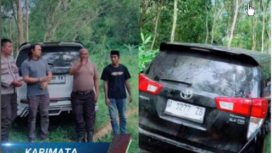 Polisi dan pemilik rental melakukan evakuasi dua unit mobil Fortuner Reborn yang disembunyikan di area hutan kawasan Pakong - Bujur, Pamekasan, Jumat, 28 Maret 2025. Instagram@ig_radiokarimata
