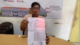 Dela Ahmad Arif, 30, warga Tunggorono, Jombang melaporkan ke Polres Jombang, mengaku tertipu Rp 34 juta untuk menukarkan uang baru Lebaran.  Dia menunjukkan surat laporan yang diterbitkan oleh Polres Jombang. Instagram@jombanginformasi_