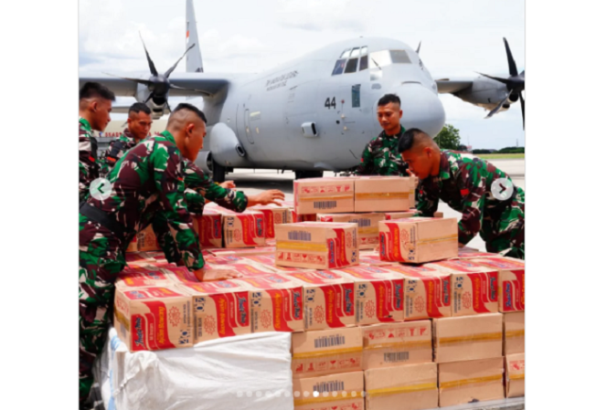 
					TNI telah memberangkatkan tim regu aju misi kemanusiaan membantu korban gempa Myanmar, berangkat pas hari raya Idil Fitri, Senin 31 Maret 2025. Instagram@puspentni