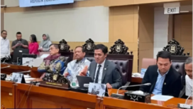 Komisi III DPR RI setuju menghapuskan persyaratan  Surat Keterangan Catatan Kepolisian (SKCK) yang harus mengurus ke polisi dengan biaya Rp 30.000, WNA Rp 60.000. Instagram@lhakim682024
