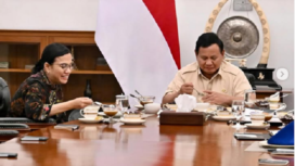 Menteri Keuangan Sri Mulyani Indrawati berbuka puasa bersama Presiden Prabowo Subianto, sambil bicara soal ekonomi dan APBN, 12 Maret 2025. Instagram@smindrawati