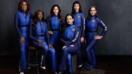 Pelancong luar angkasa 11 menit full perempuan 