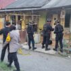 tim Jihandak Gegana Polda Jatim saat amankan lokasi